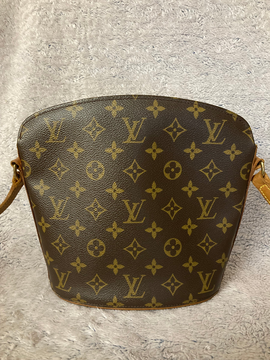 D436822F-AC44-47CA-8D0D-