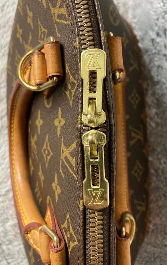 Louis Vuitton Alma Monogram PM VI0949