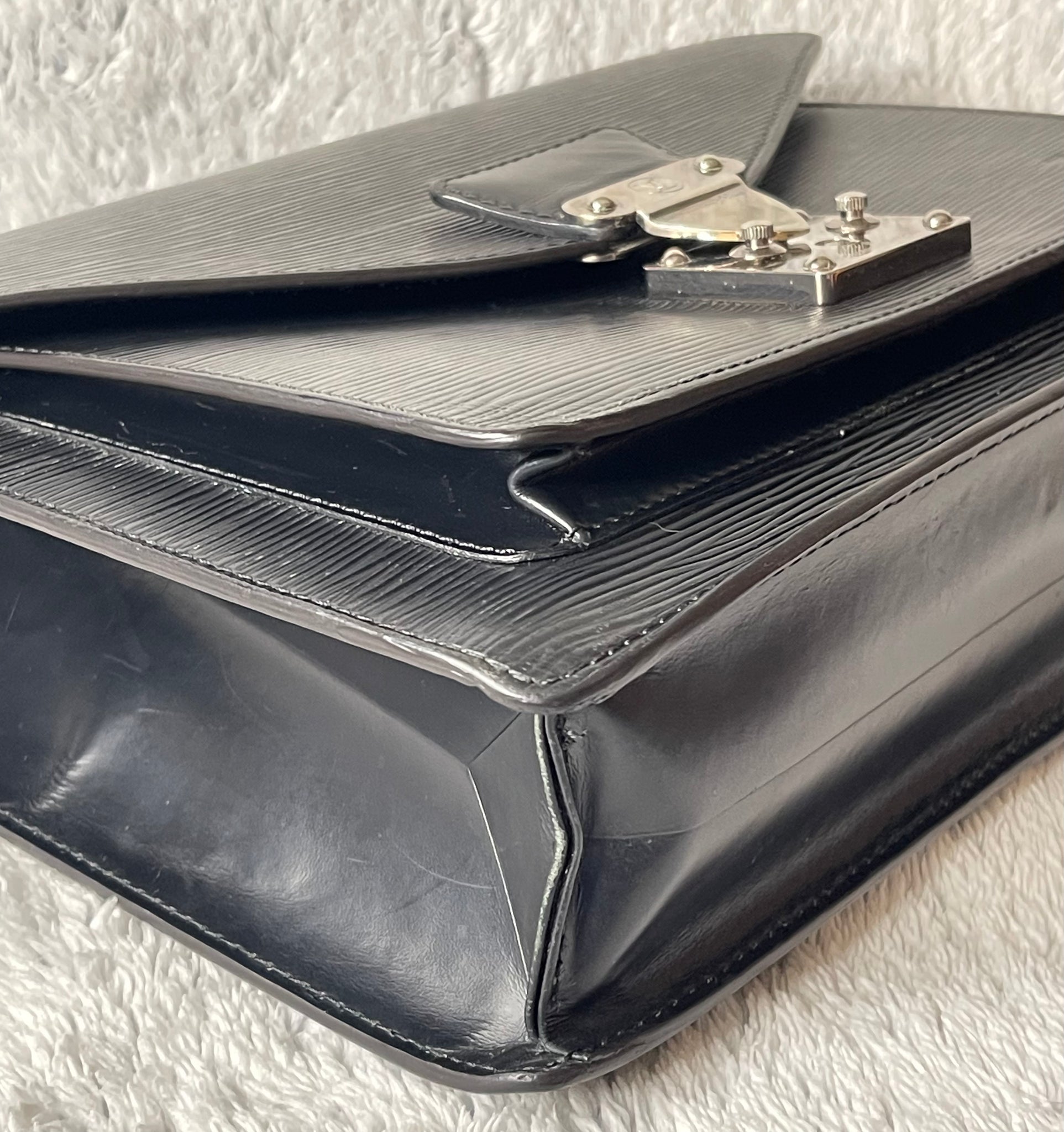 Louis Vuitton Monceau Black Epi Leather Silver 2 Way Hand Bag SR2009