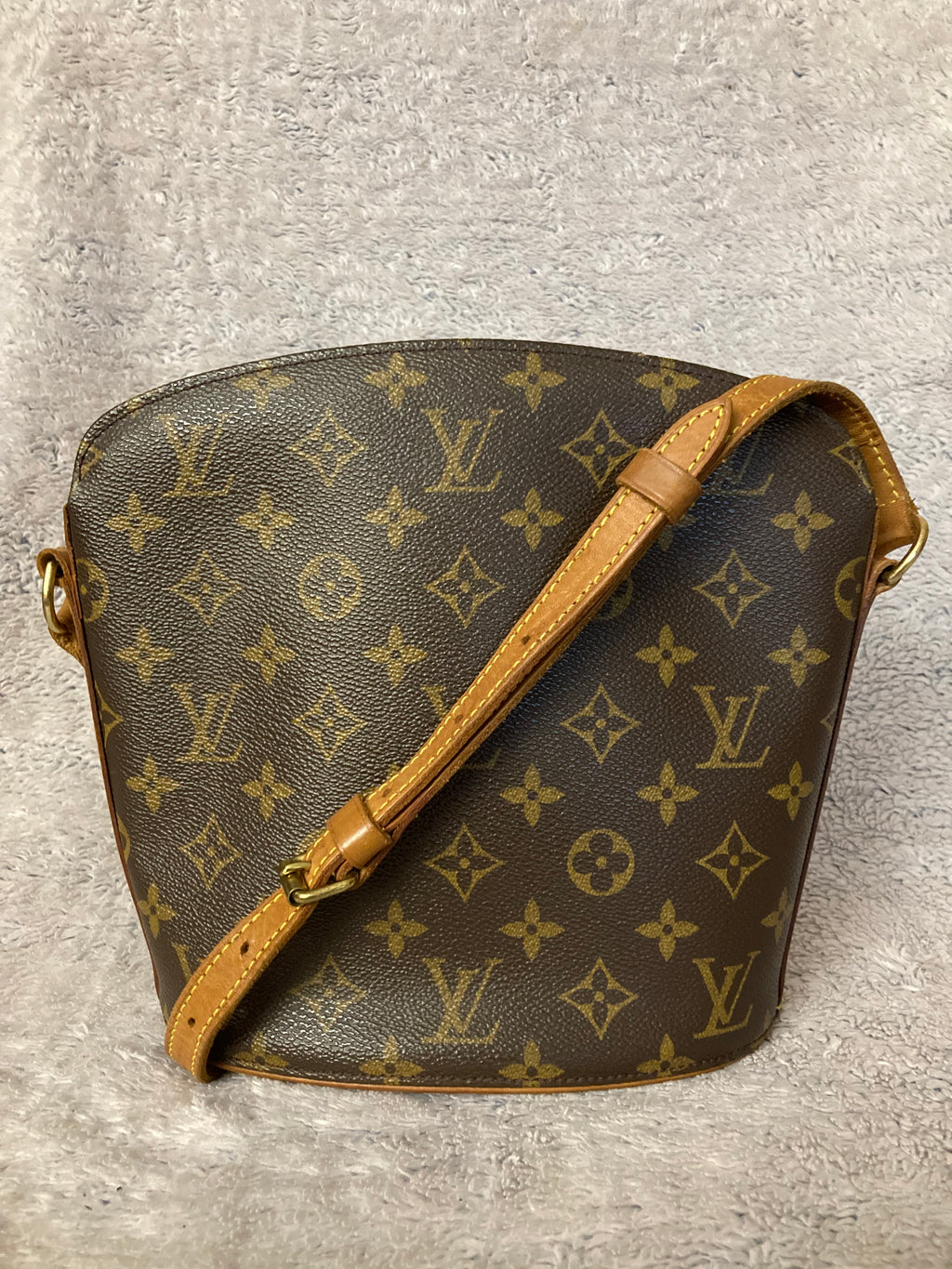 Louis Vuitton Drouot Monogram Crossbody Handbag VI0050