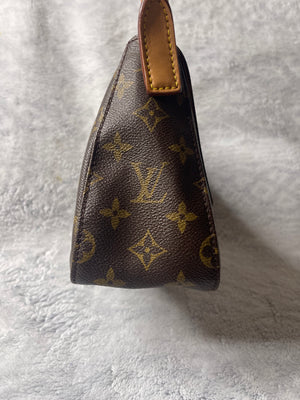 Louis Vuitton Monogram Mini Looping MI0092