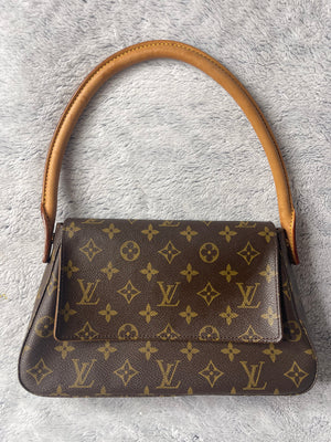 Louis Vuitton Monogram Mini Looping MI0092