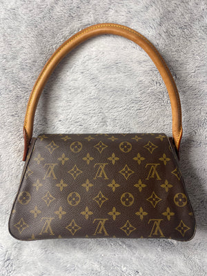 Louis Vuitton Monogram Mini Looping MI0092