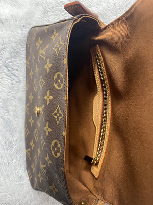 Louis Vuitton Monogram Mini Looping MI0092