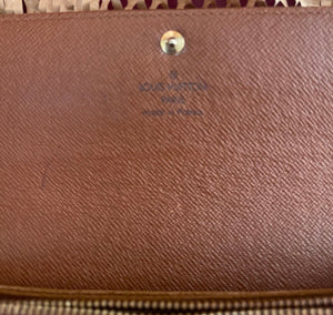 Louis Vuitton Monogram Portefeiulle Sarah Long Bifold Wallet TH0023
