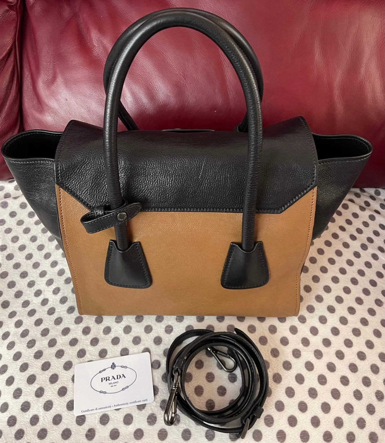 Prada Bi-Color Leather Two Way Handbag with Shoulder Strap 14. 2. 25