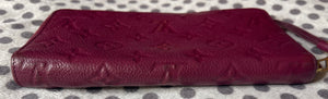 Louis Vuitton Portefeuille Zippy Secret Bordeaux Empreinte Leather