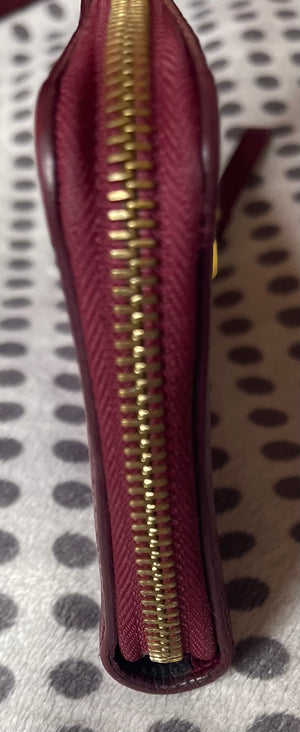 Louis Vuitton Portefeuille Zippy Secret Bordeaux Empreinte Leather